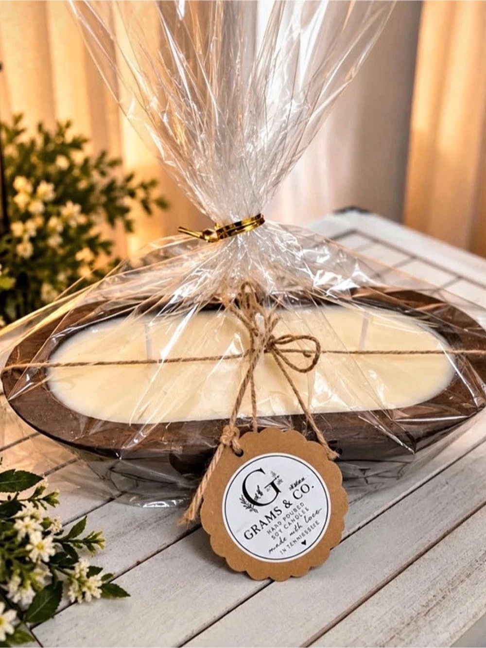 Grams & Co. 3-Wick Dough Bowl Soy Candle. Brown & White-Pumpkin Spice